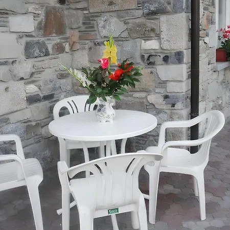 Charming In 70 M² With Mountain View Lägenhet